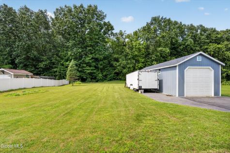 1120 Laural Lane Malta NY 12020