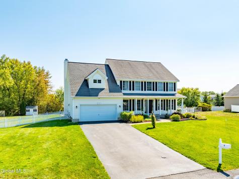 2 Winding Creek Way Cohoes NY 12047