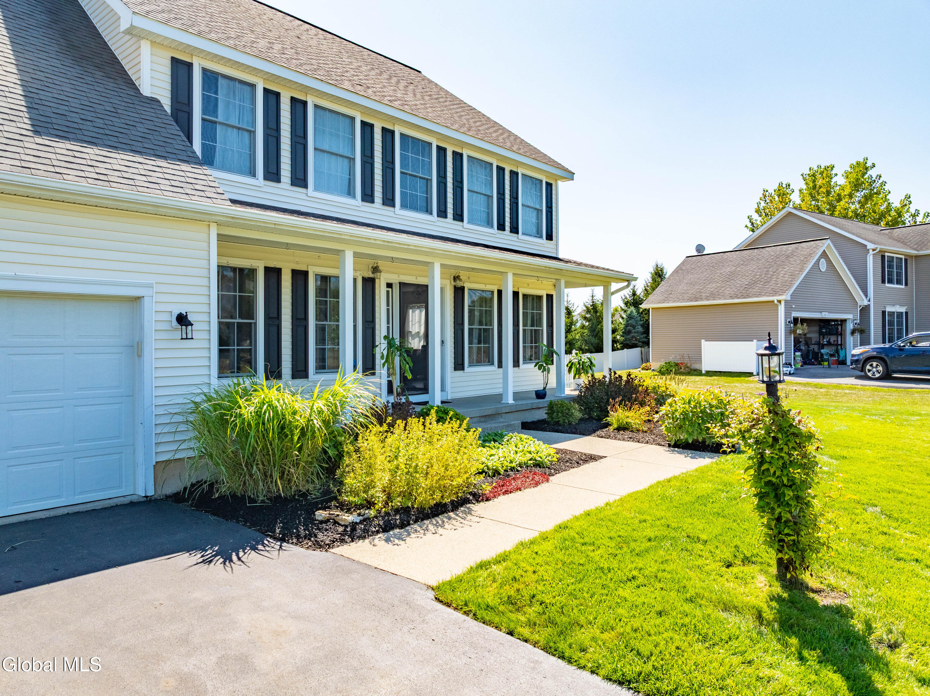 2 Winding Creek Way Cohoes NY 12047