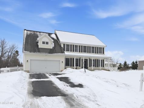 2 Winding Creek Way Cohoes NY 12047