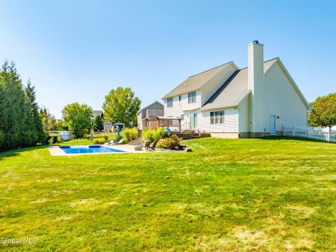 2 Winding Creek Way Cohoes NY 12047