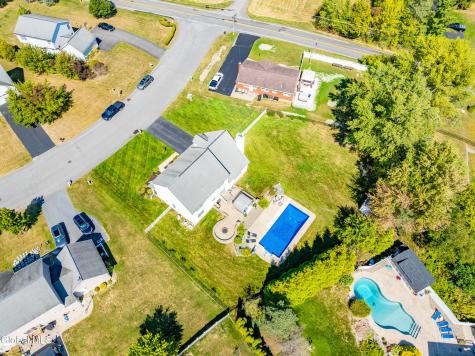 2 Winding Creek Way Cohoes NY 12047