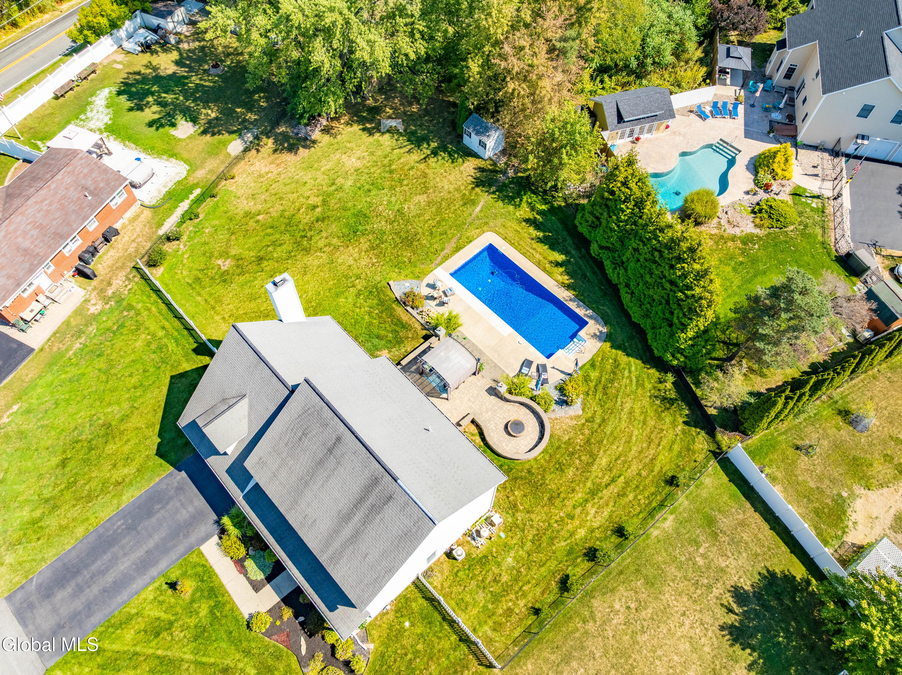 2 Winding Creek Way Cohoes NY 12047