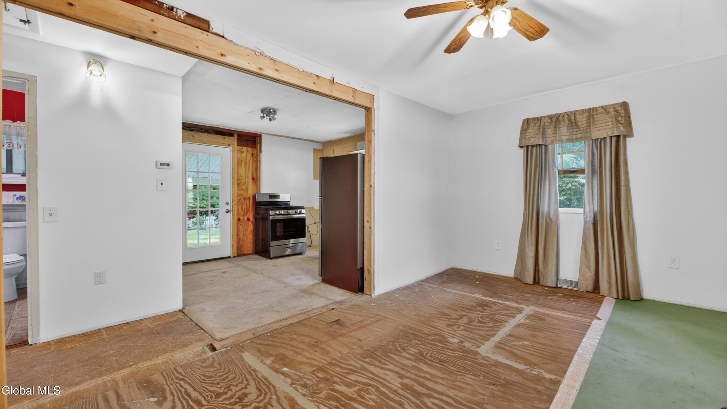 1166 County Road 110 Broadalbin NY 12025