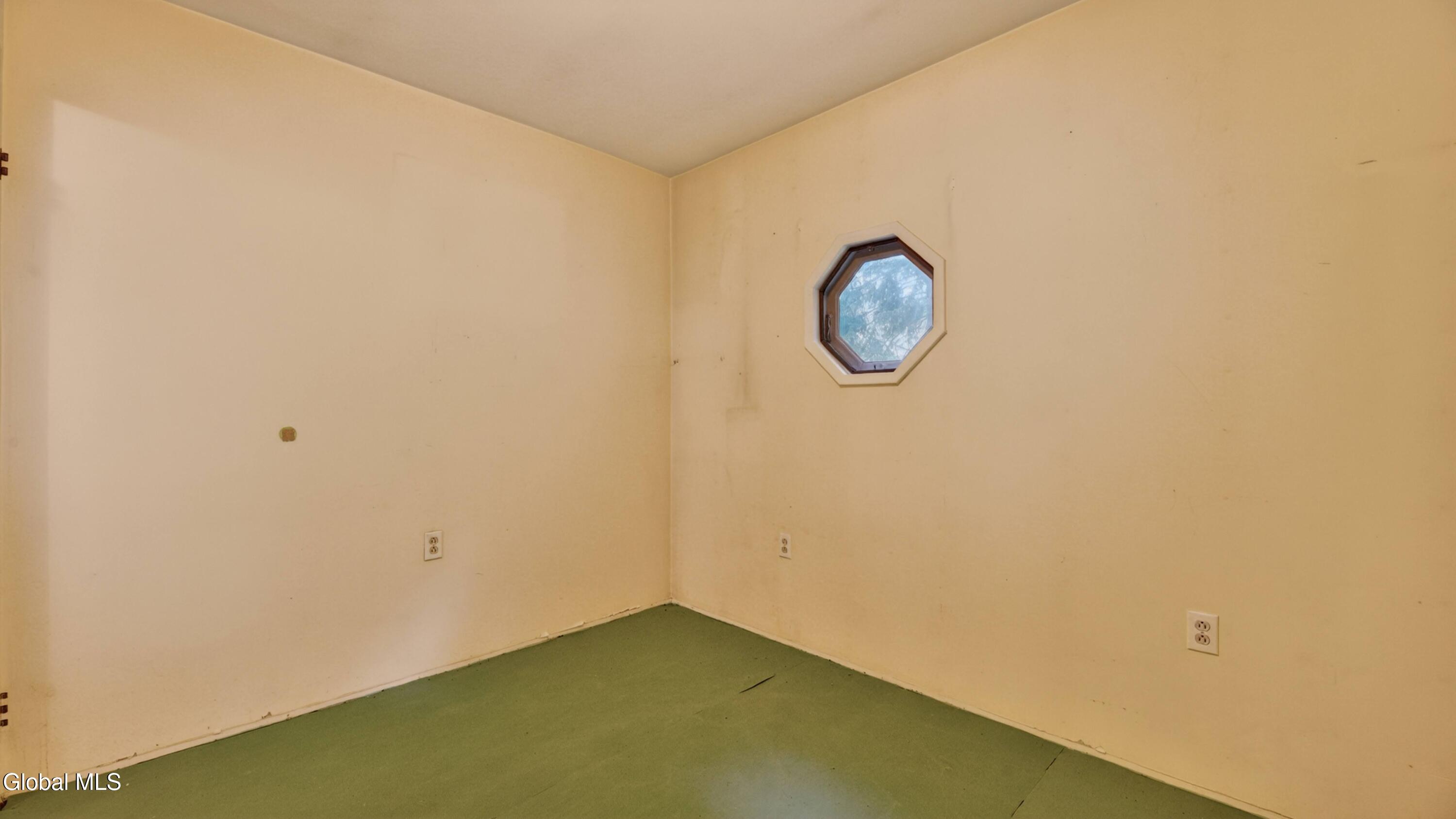 1166 County Road 110 Broadalbin NY 12025