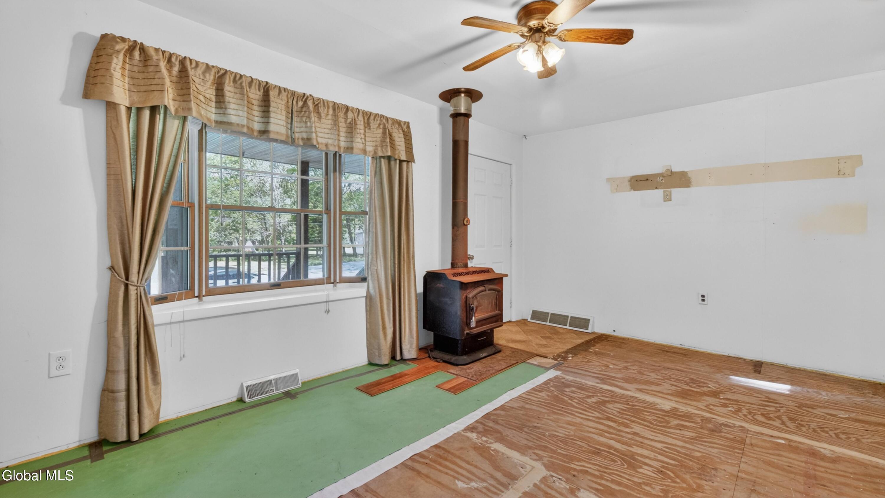 1166 County Road 110 Broadalbin NY 12025
