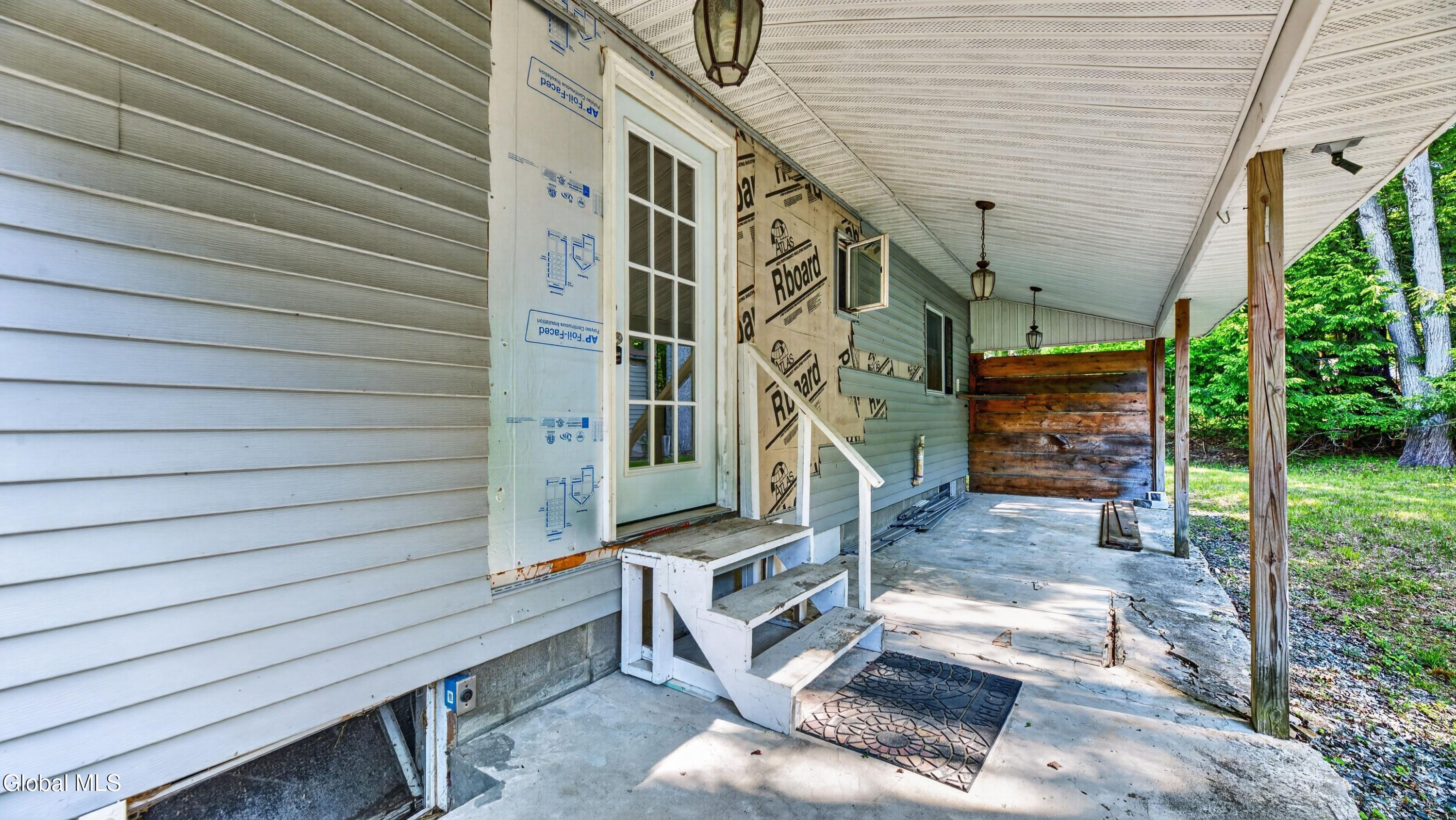 1166 County Road 110 Broadalbin NY 12025