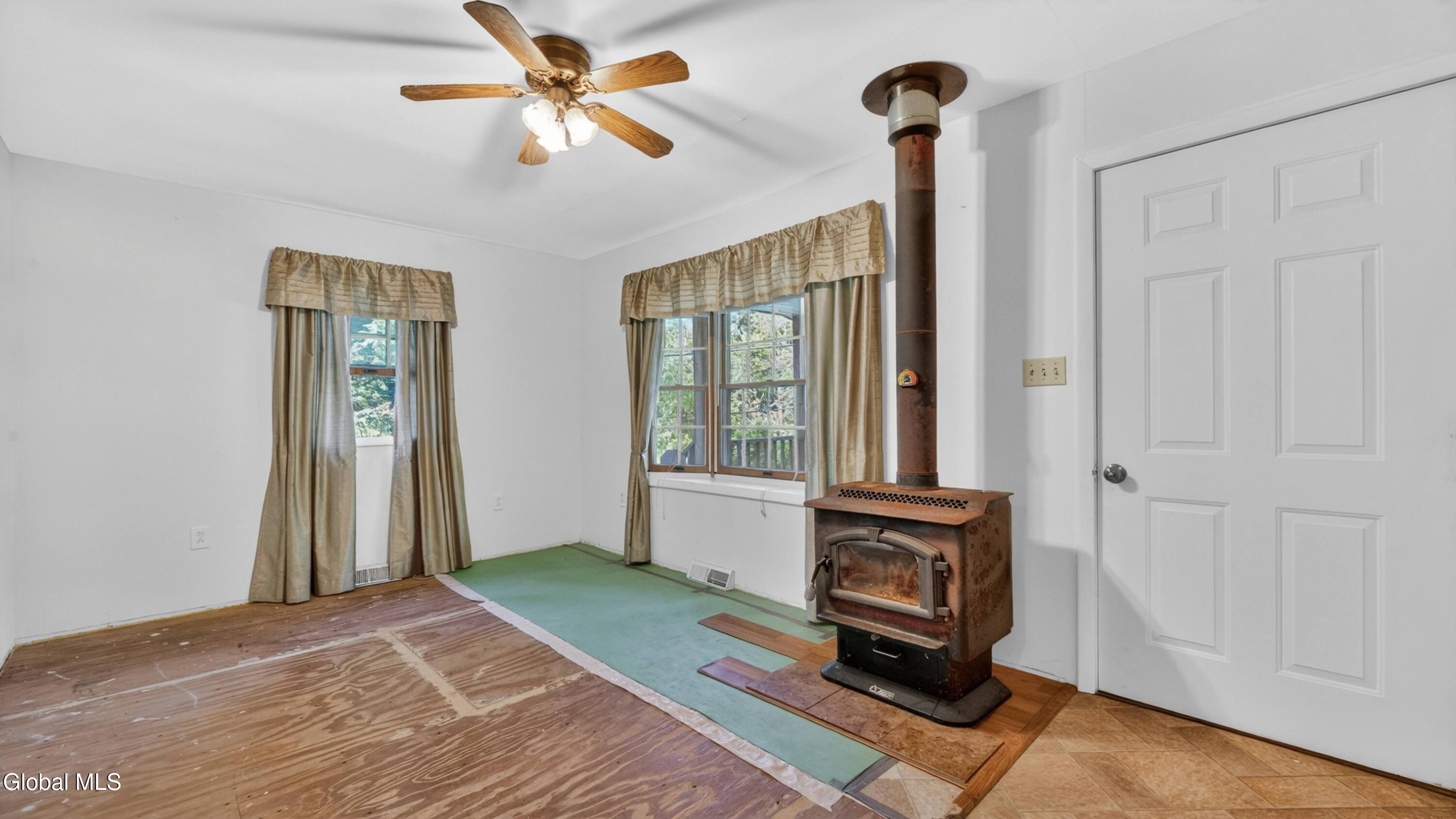1166 County Road 110 Broadalbin NY 12025