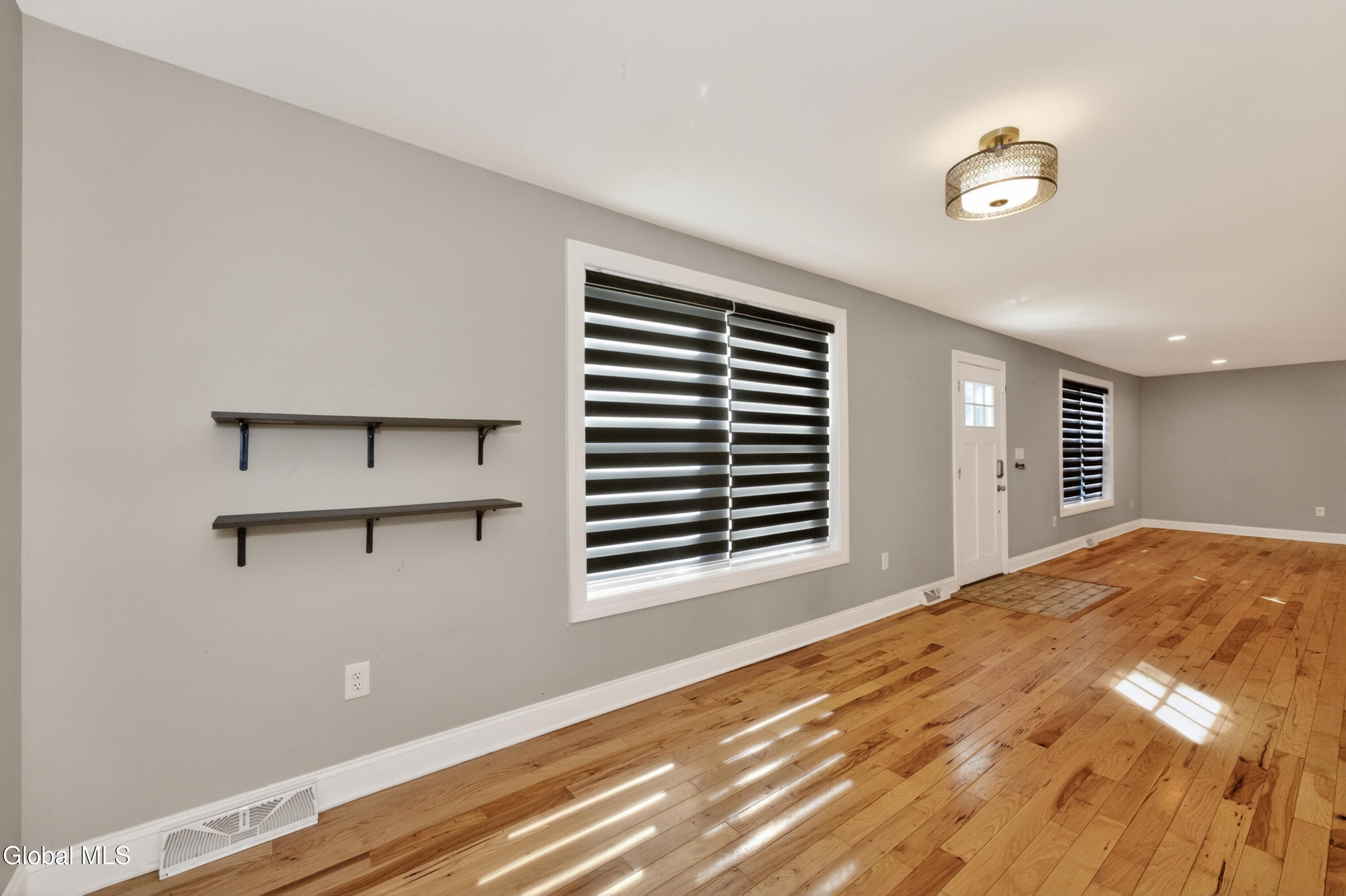 3174 E Lydius Street Schenectady NY 12303