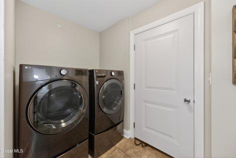 3174 E Lydius Street Schenectady NY 12303