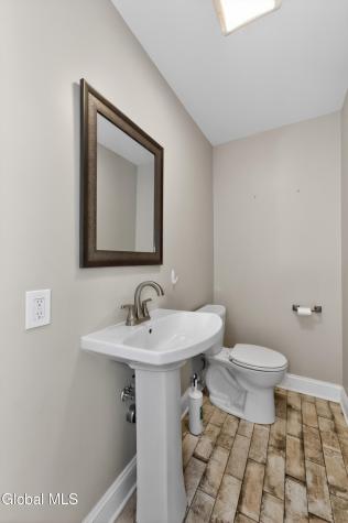 3174 E Lydius Street Schenectady NY 12303