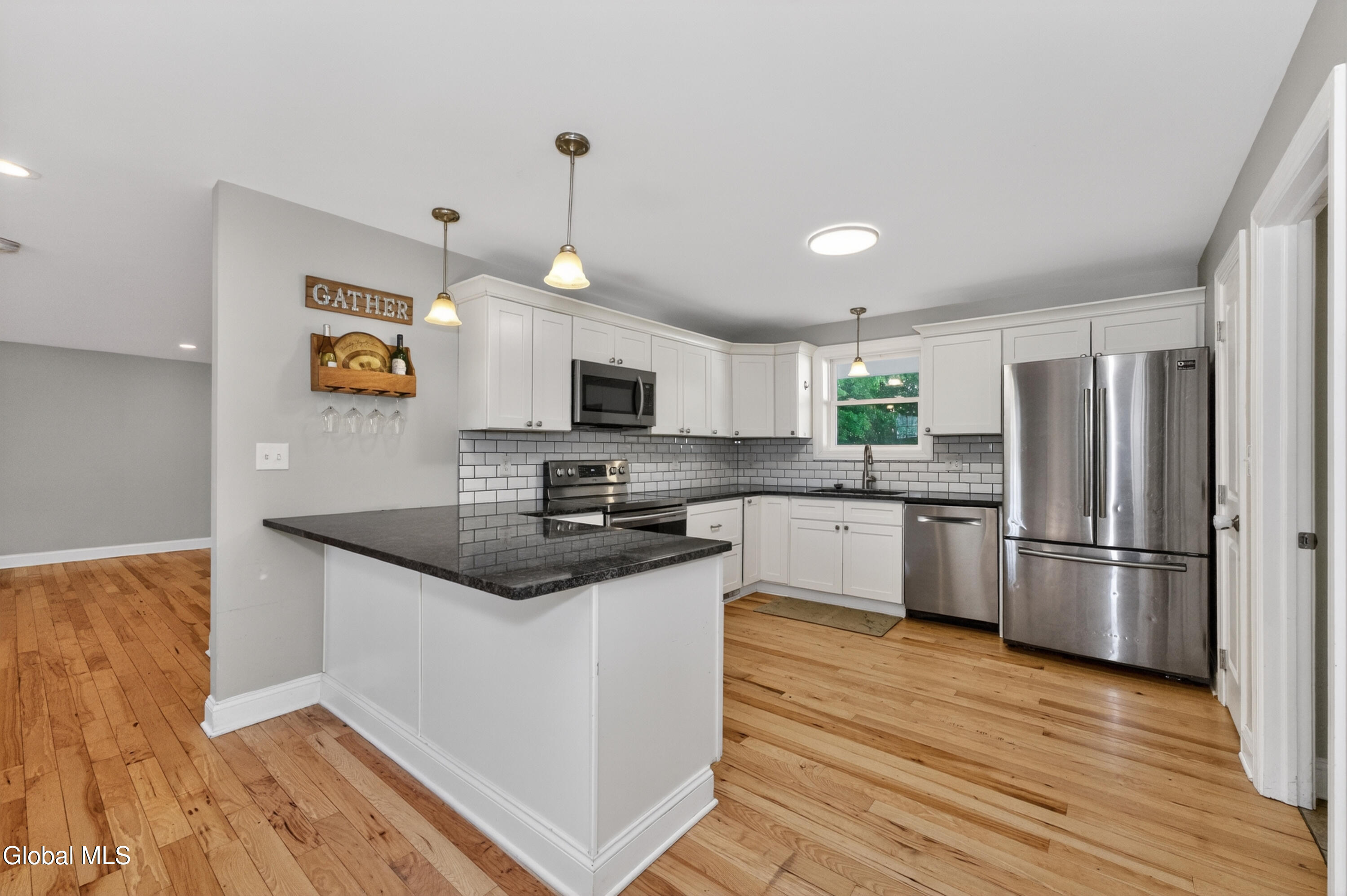 3174 E Lydius Street Schenectady NY 12303