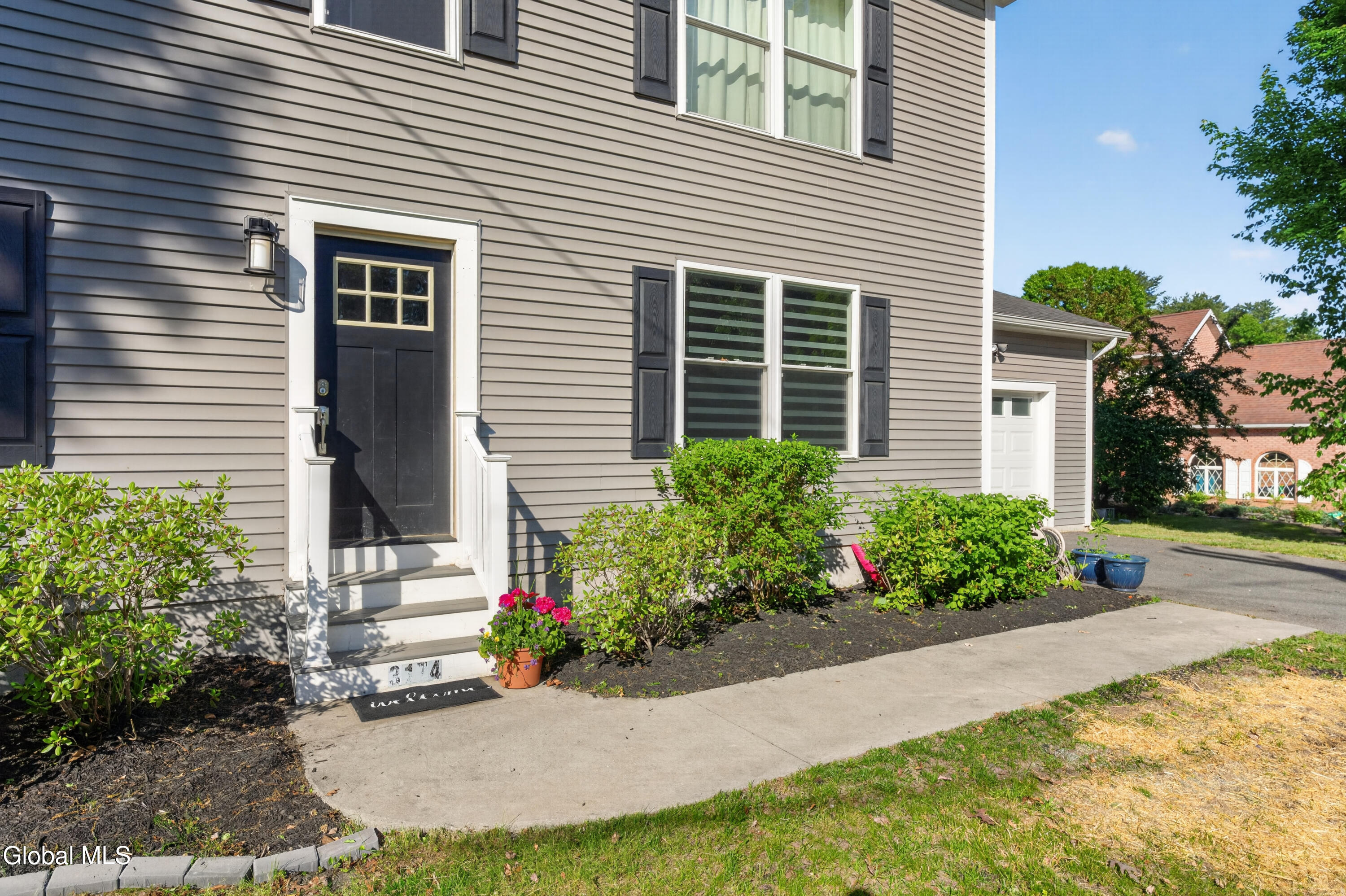 3174 E Lydius Street Schenectady NY 12303
