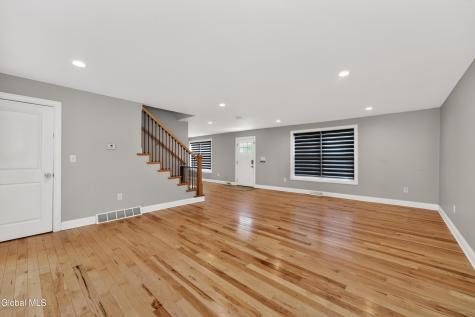 3174 E Lydius Street Schenectady NY 12303