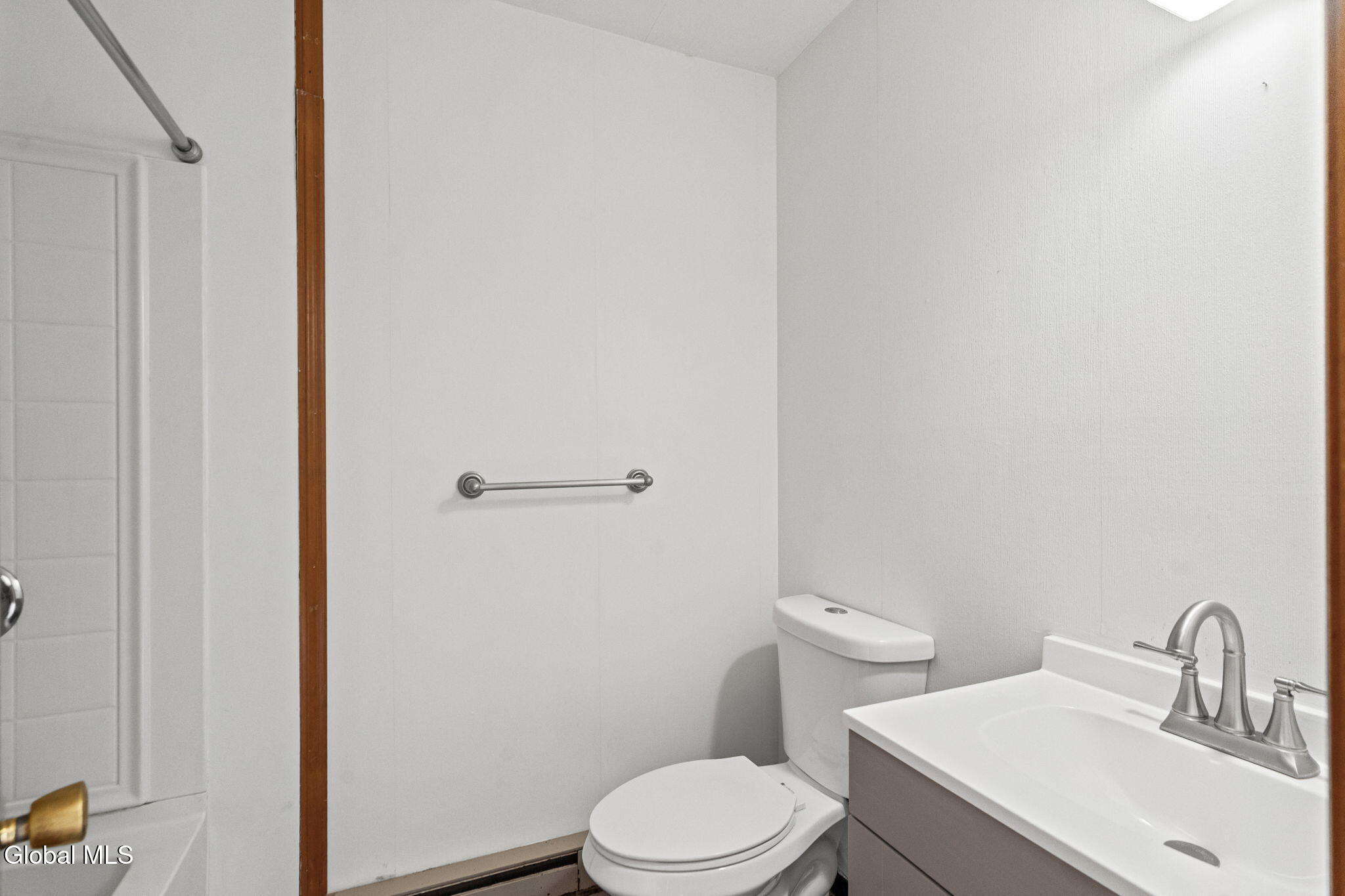 756 Hampshire Seat Niskayuna NY 12309