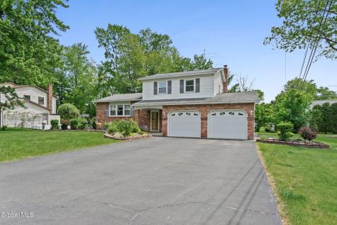 756 Hampshire Seat Niskayuna NY 12309