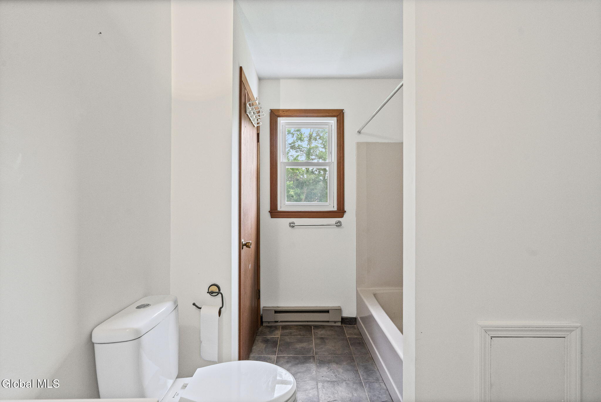756 Hampshire Seat Niskayuna NY 12309