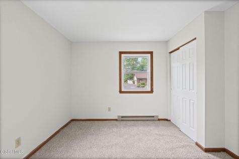 756 Hampshire Seat Niskayuna NY 12309