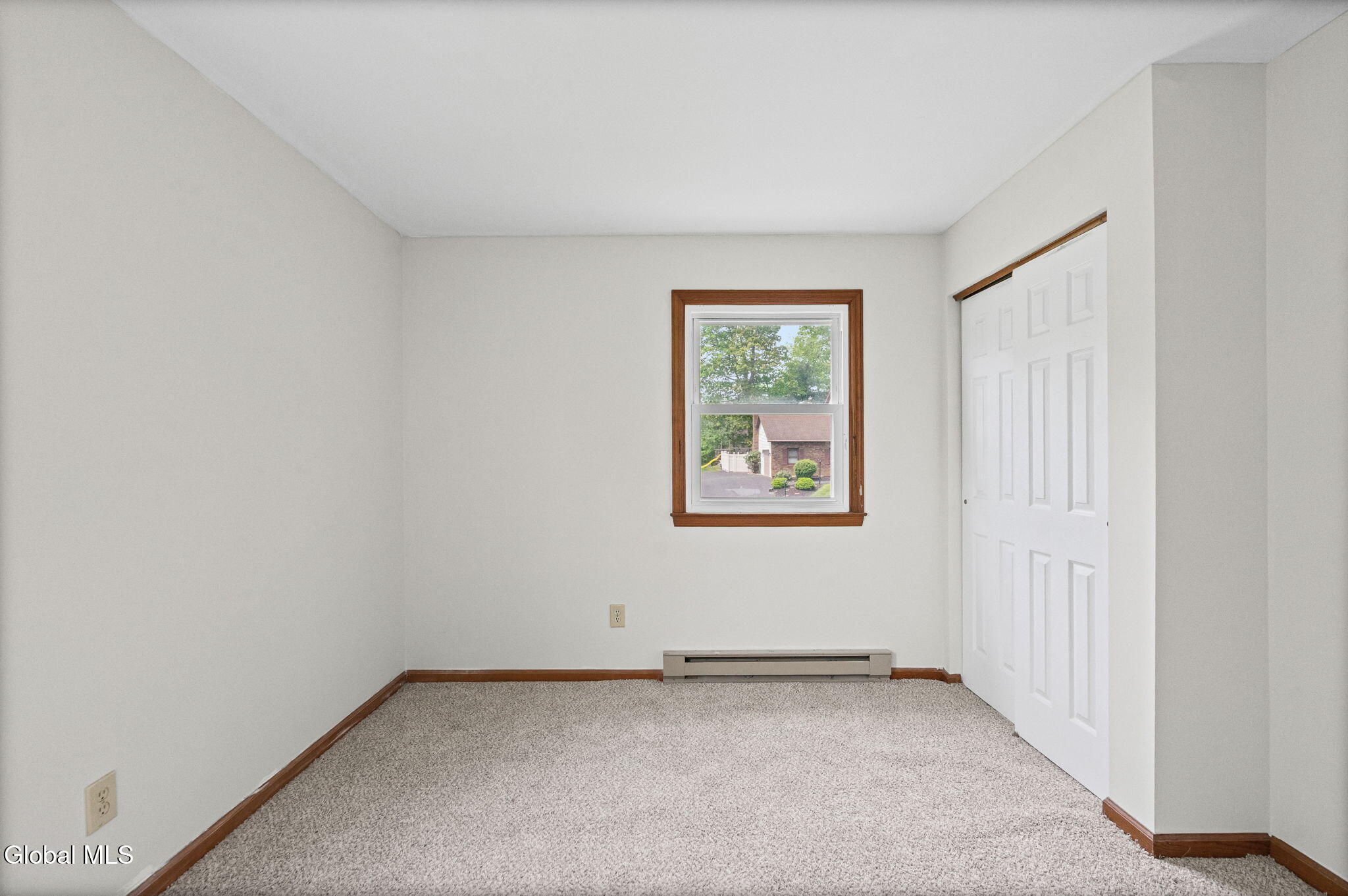 756 Hampshire Seat Niskayuna NY 12309
