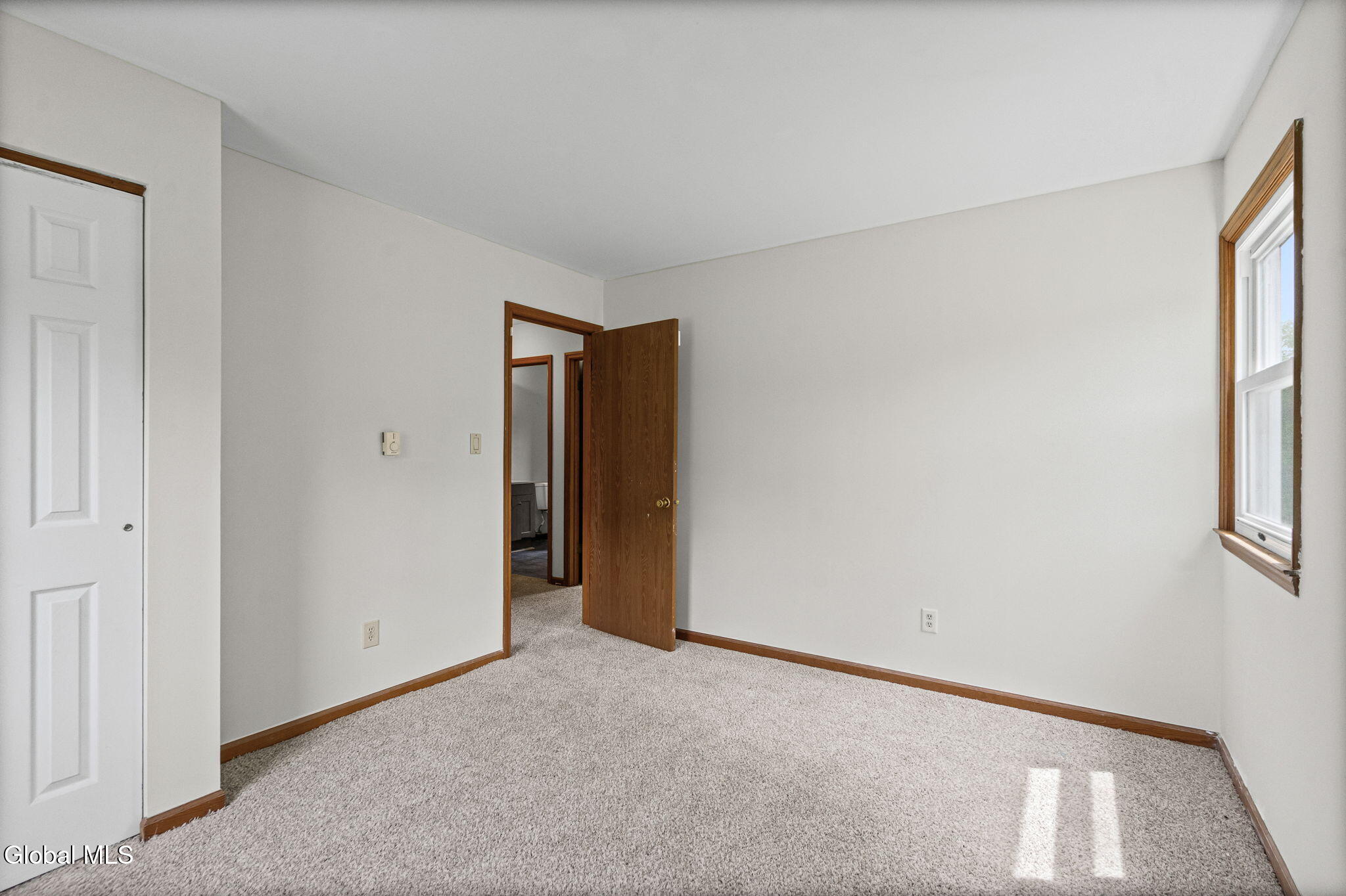 756 Hampshire Seat Niskayuna NY 12309
