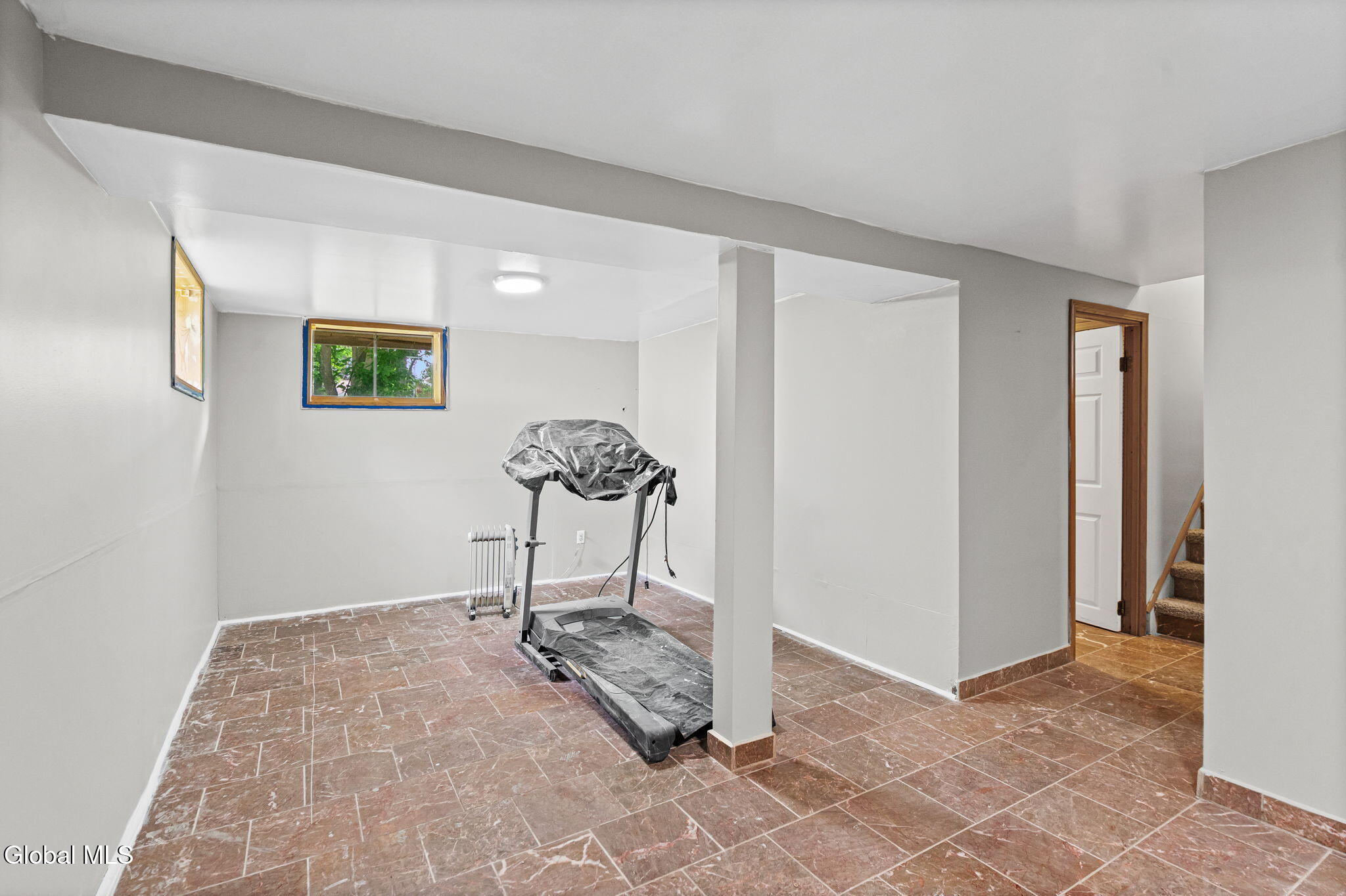 756 Hampshire Seat Niskayuna NY 12309