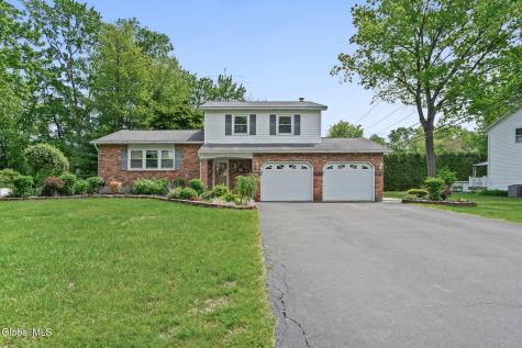756 Hampshire Seat Niskayuna NY 12309