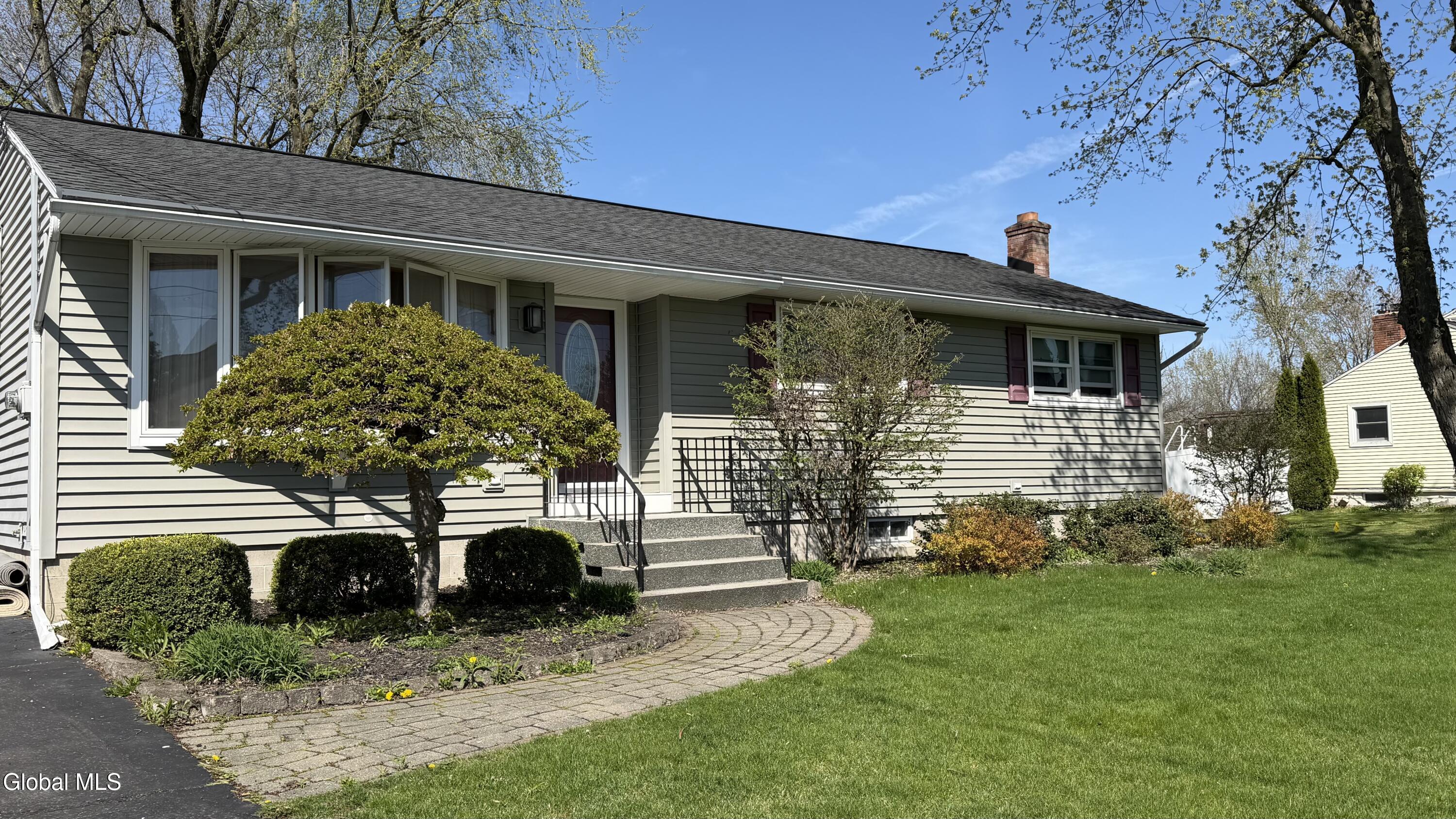 23 Mcconnell Avenue Ravena NY 12143