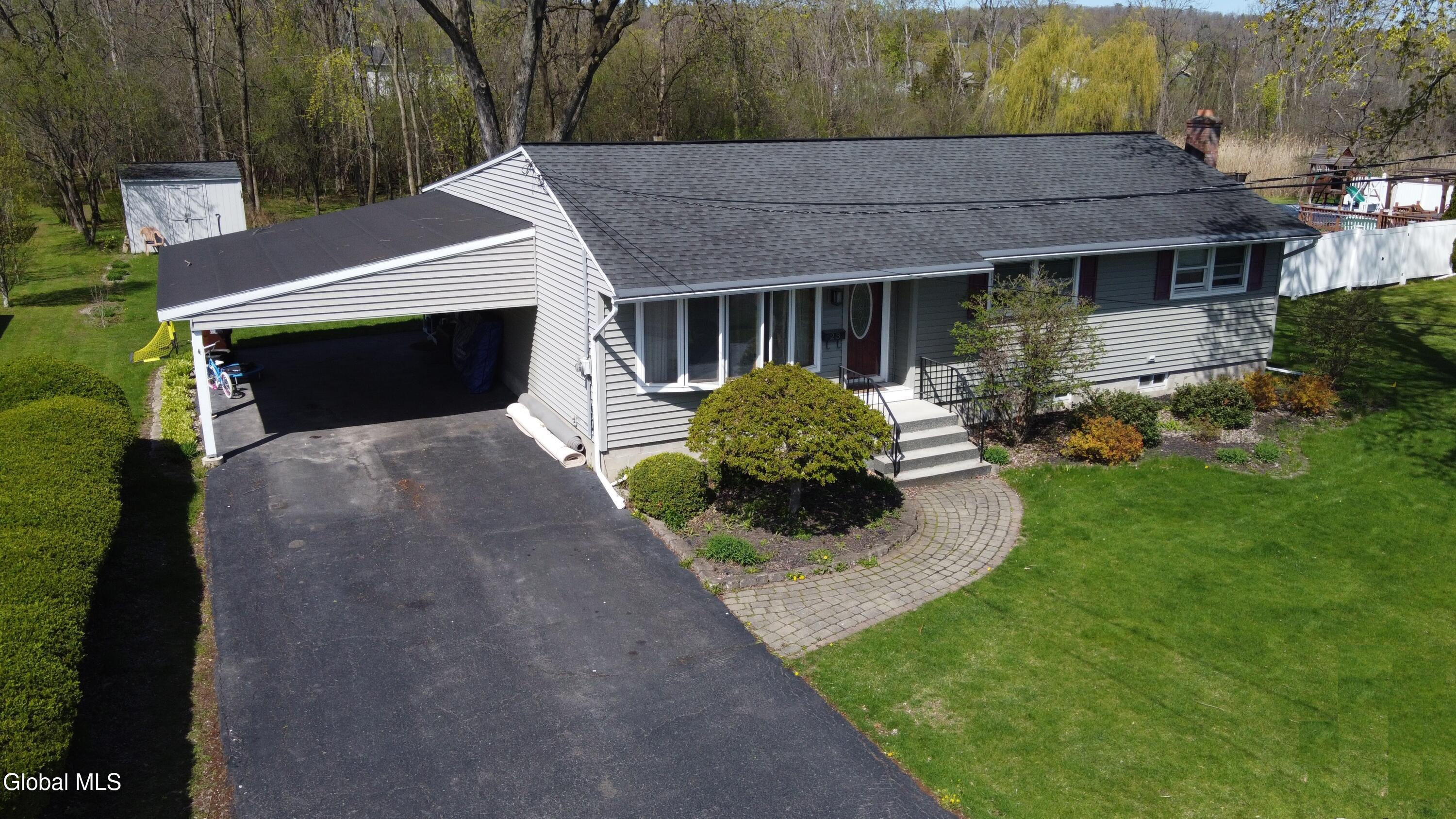23 Mcconnell Avenue Ravena NY 12143