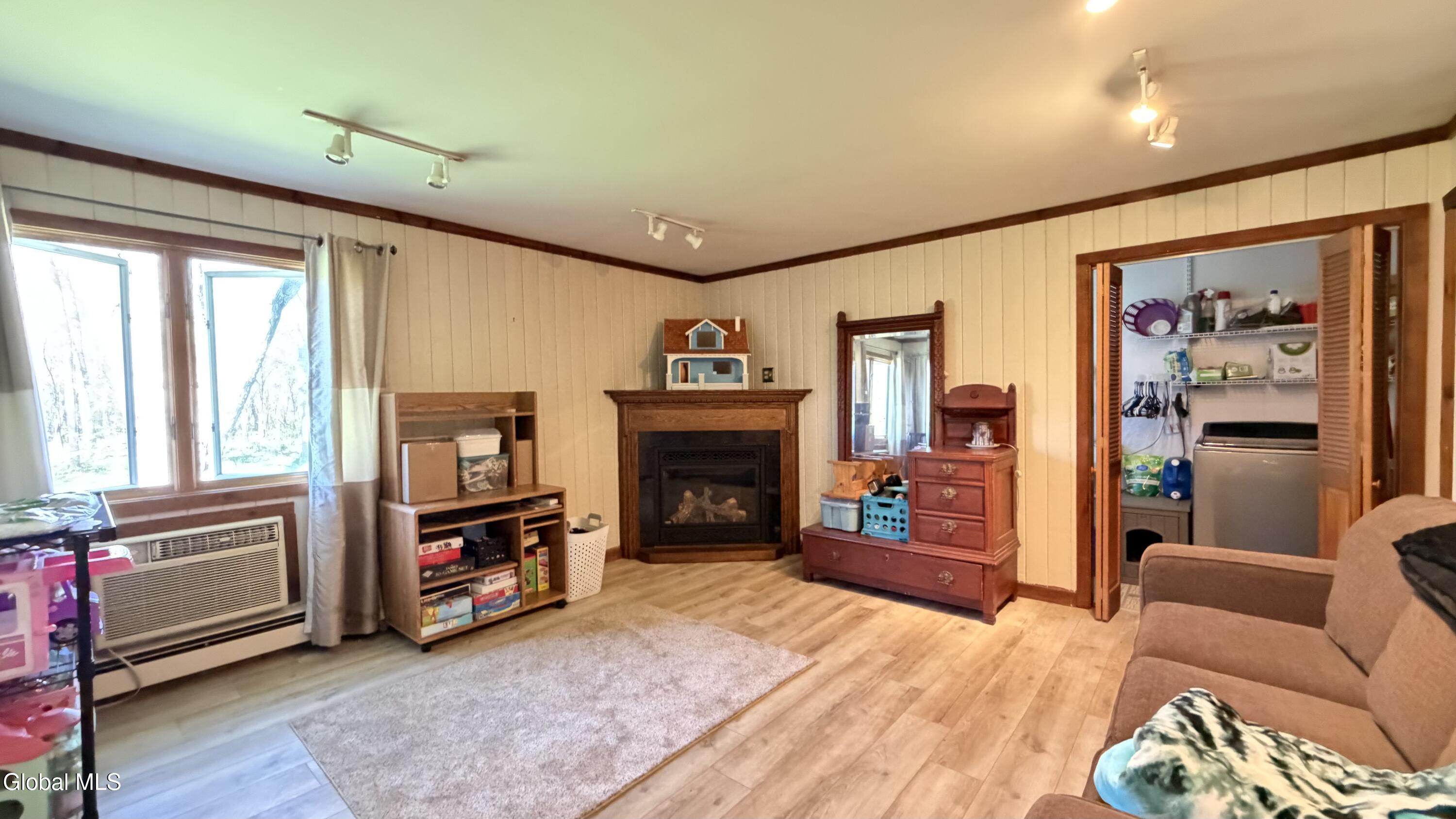 23 Mcconnell Avenue Ravena NY 12143