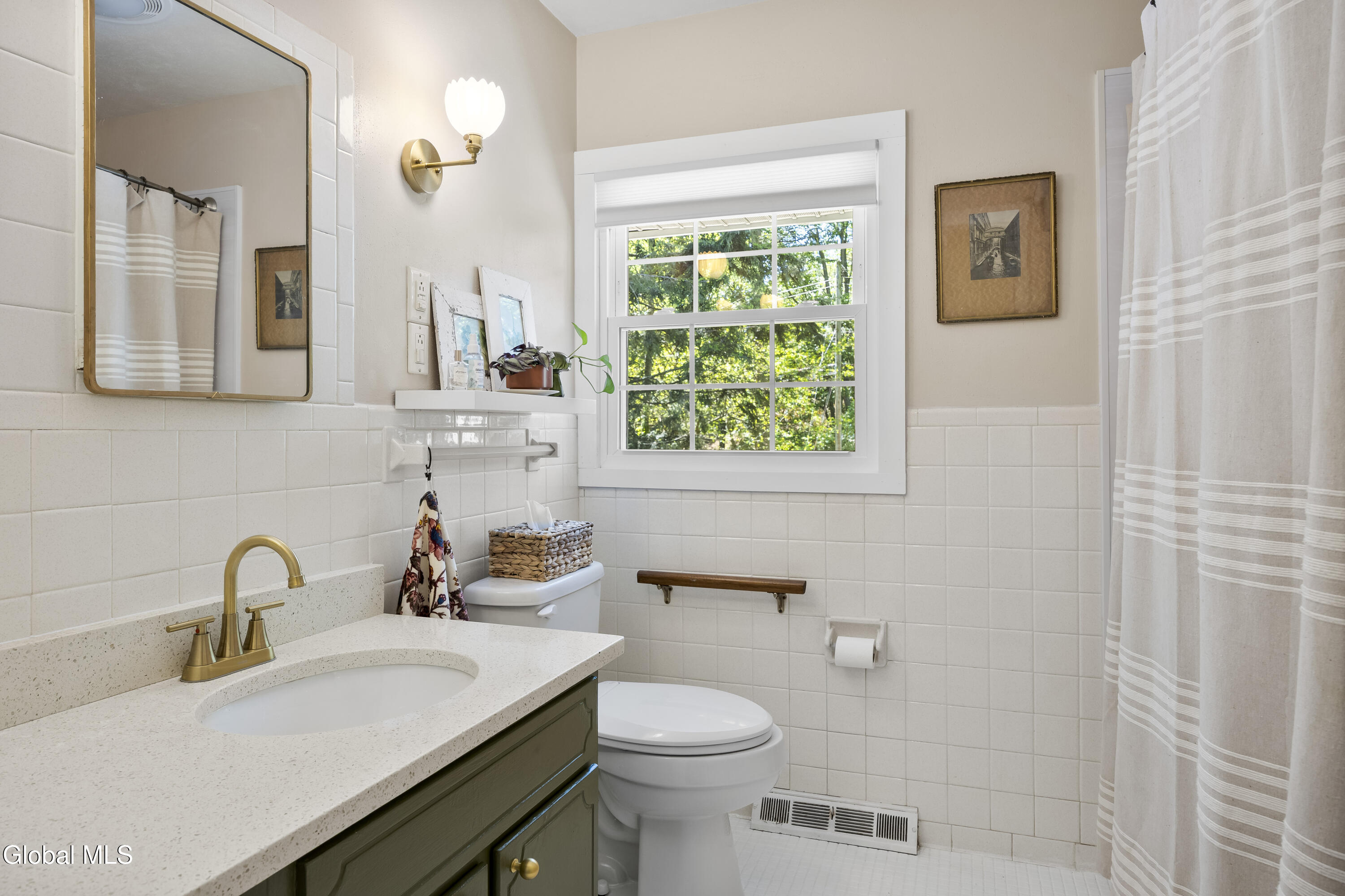 22 Shetland Drive Delmar NY 12054