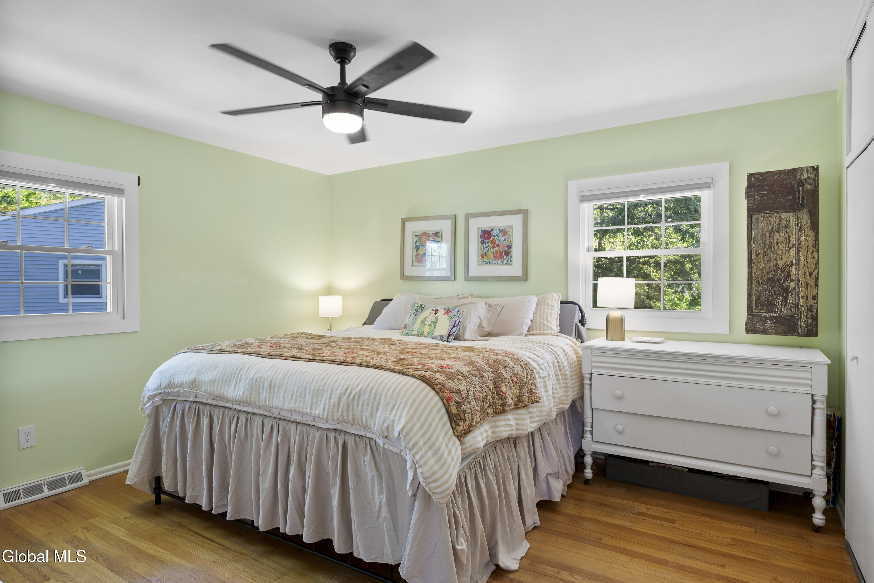 22 Shetland Drive Delmar NY 12054