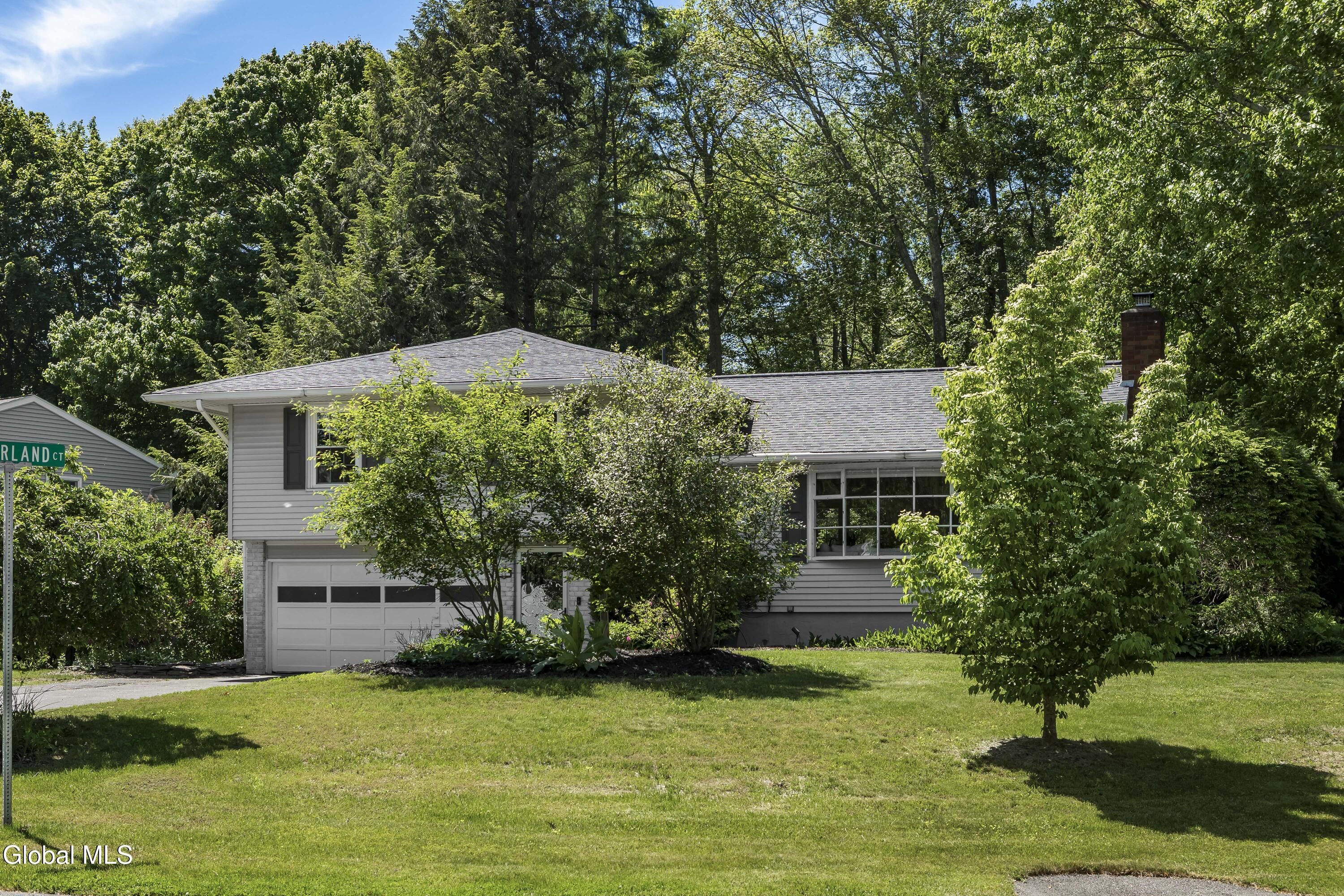 22 Shetland Drive Delmar NY 12054