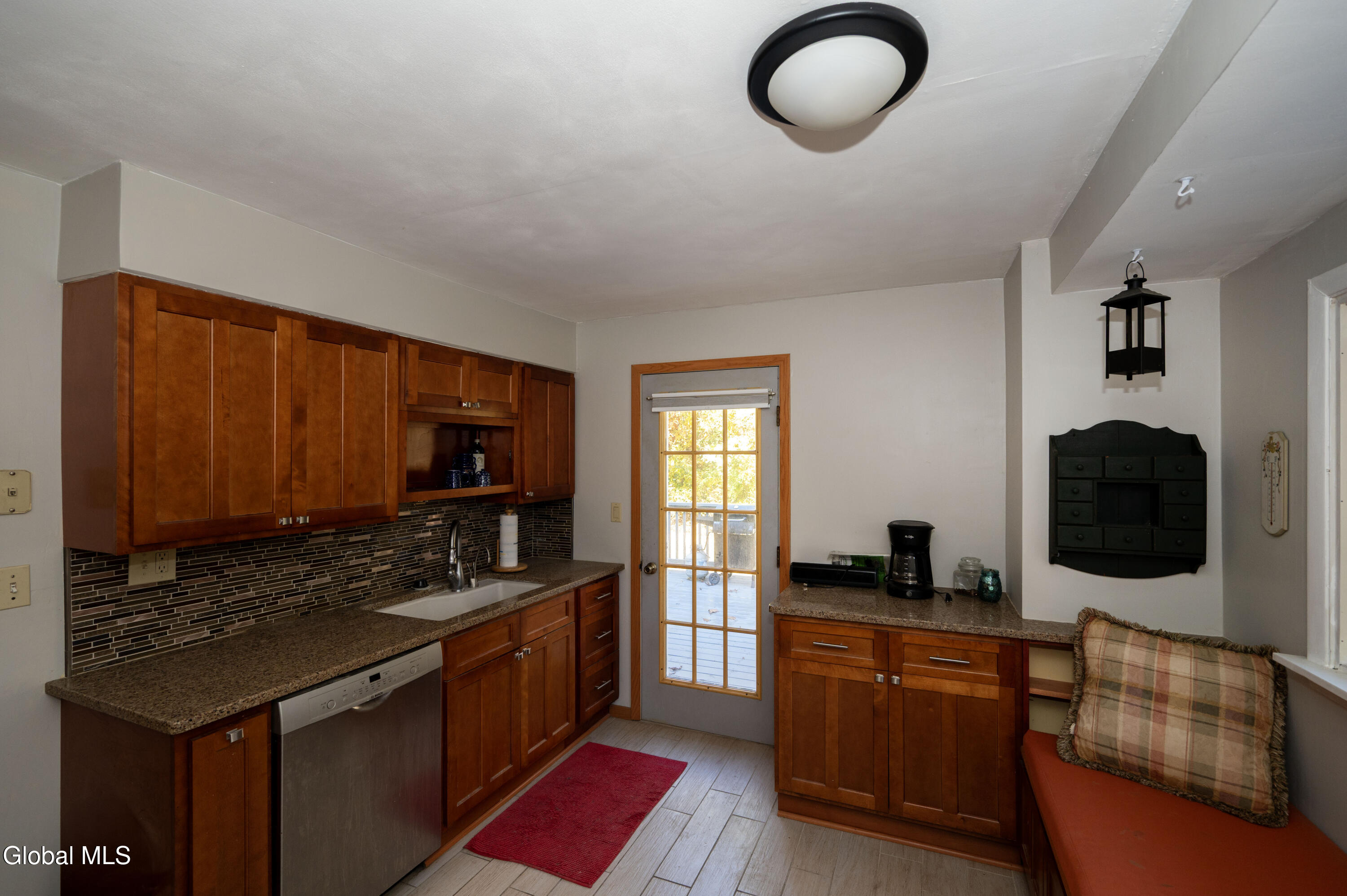 829 Middle Street Niskayuna NY 12309