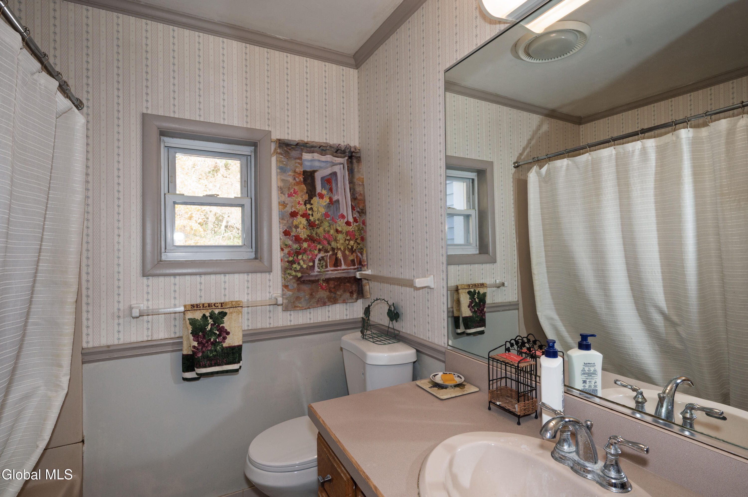 829 Middle Street Niskayuna NY 12309