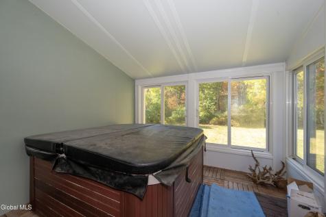 829 Middle Street Niskayuna NY 12309