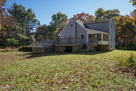 829 Middle Street Niskayuna NY 12309