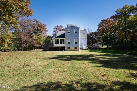 829 Middle Street Niskayuna NY 12309
