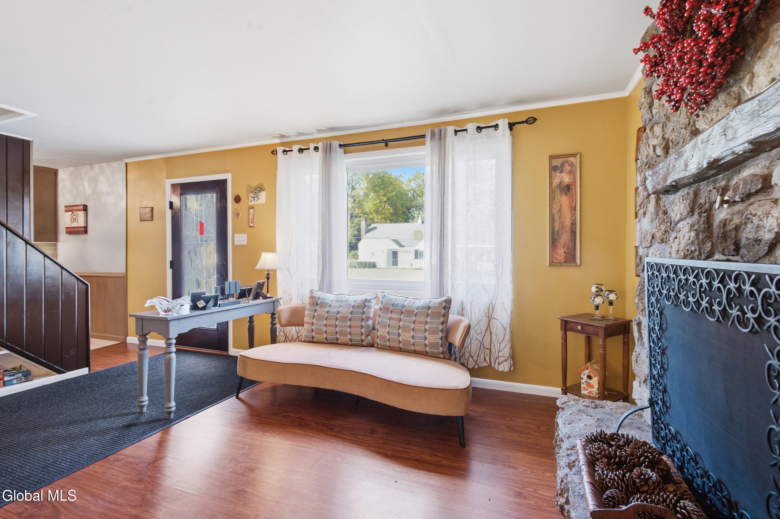 2012 Patton Drive Schenectady NY 12303