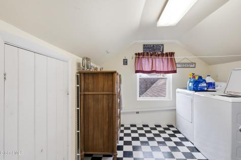 2012 Patton Drive Schenectady NY 12303