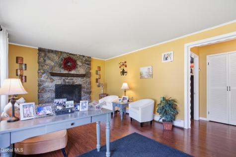 2012 Patton Drive Schenectady NY 12303