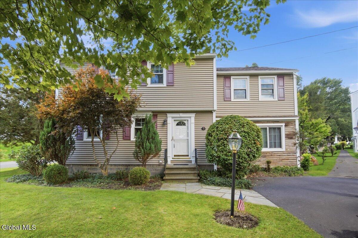 1 Hillview Court Wynantskill NY 12198