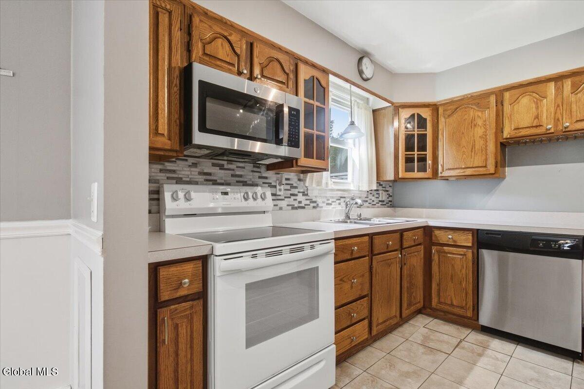 1 Hillview Court Wynantskill NY 12198