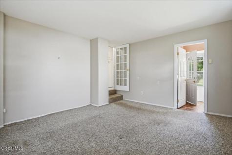 1 Hillview Court Wynantskill NY 12198