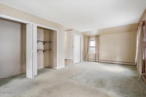 1 Hillview Court Wynantskill NY 12198