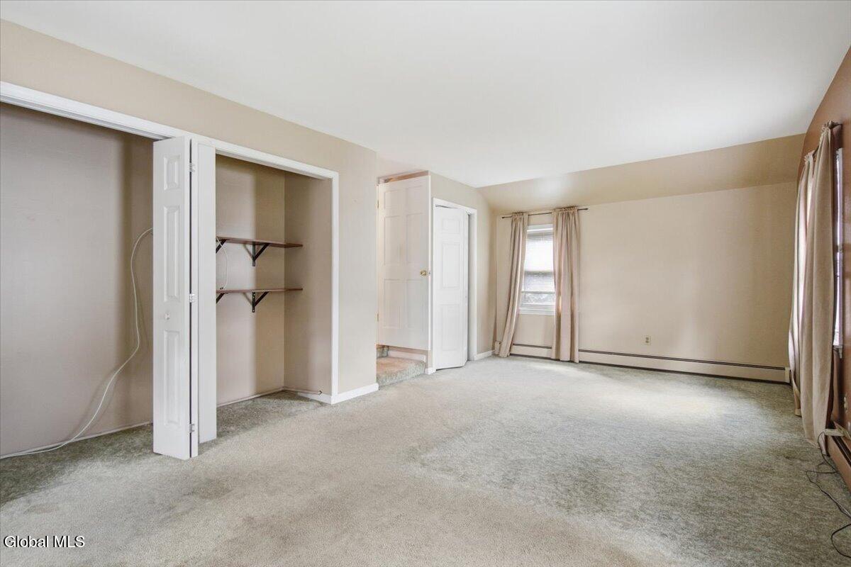 1 Hillview Court Wynantskill NY 12198