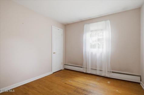 1 Hillview Court Wynantskill NY 12198