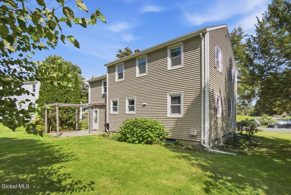1 Hillview Court Wynantskill NY 12198