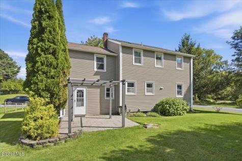 1 Hillview Court Wynantskill NY 12198
