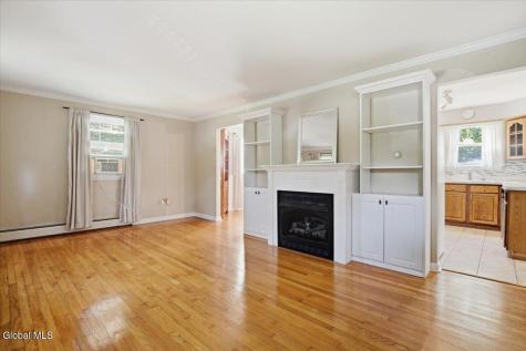 1 Hillview Court Wynantskill NY 12198