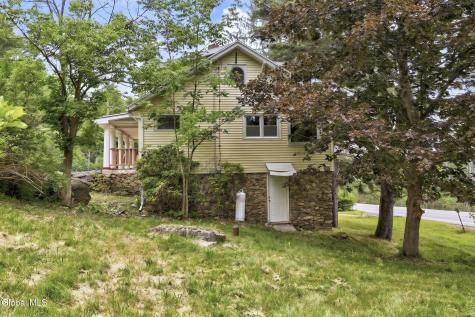 12 Simon Road Grafton NY 12082